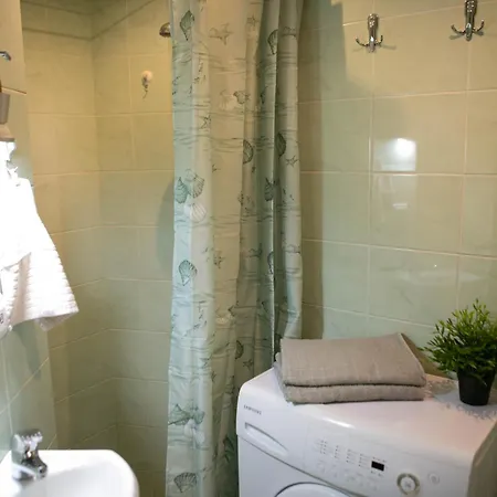 Apartment Center Of Apartments, Bus Station 1min, Airport 5 Min